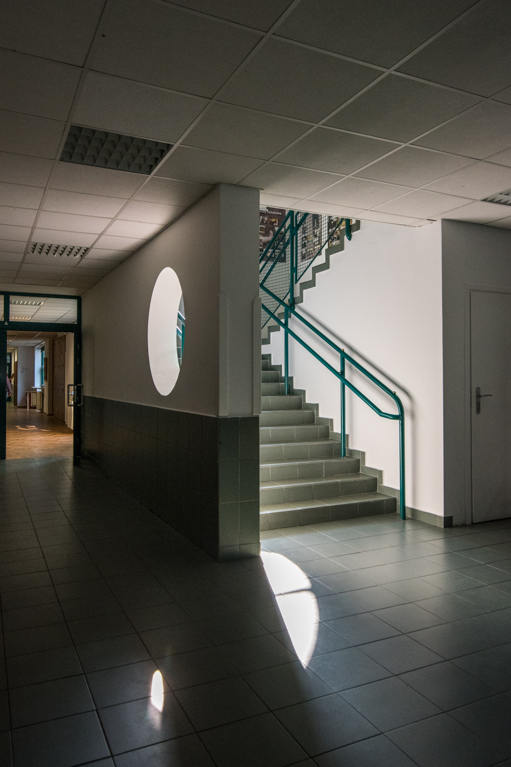 Zdjęcie architektury budynku Szkoła Podstawowa i Gimnazjum Przymierza Rodzin im. Jana Pawła II